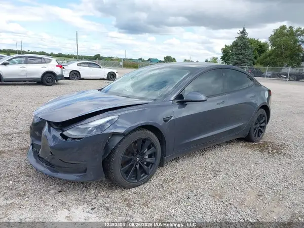 5YJ3E1EB5PF678124 2023 TESLA MODEL 3 - Image 2