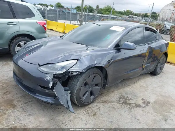5YJ3E1EB5PF709856 2023 TESLA MODEL 3 - Image 2