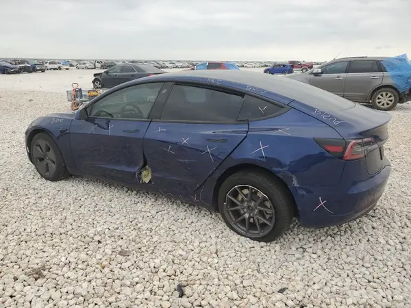 5YJ3E1EB5PF711798 2023 TESLA MODEL 3 - Image 2