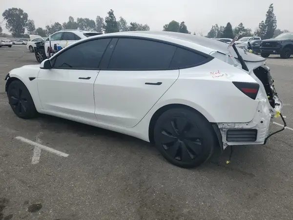 5YJ3E1EB5RF734095 2024 TESLA MODEL 3 - Image 2