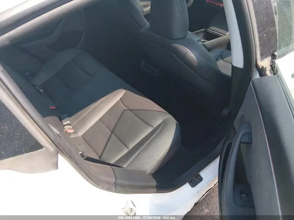 5YJ3E1EB5RF734291 2024 TESLA MODEL 3 - Image 8
