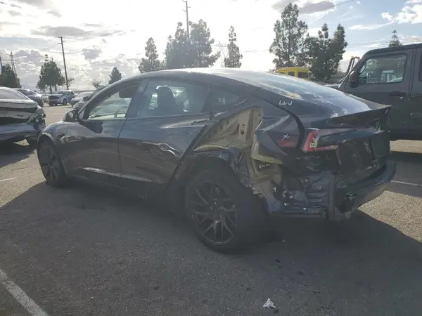 5YJ3E1EB5RF734534 2024 TESLA MODEL 3 - Image 2