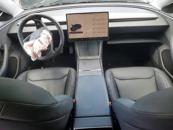 5YJ3E1EB5RF735425 2024 TESLA MODEL 3 - Image 8