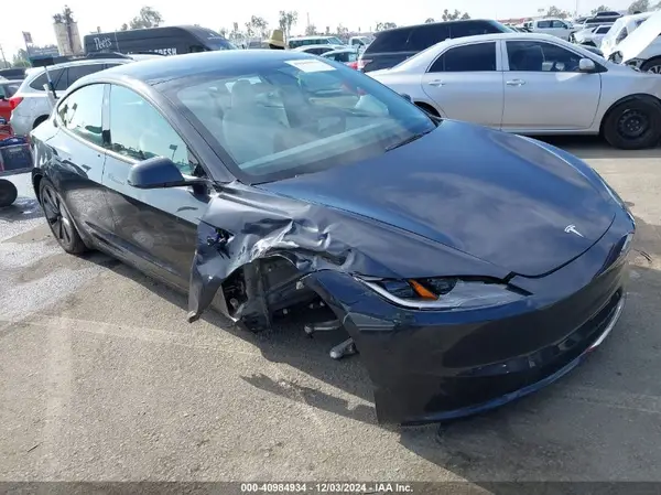 5YJ3E1EB5RF754671 2024 TESLA MODEL 3 - Image 1