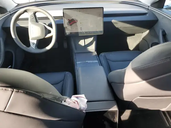 5YJ3E1EB5RF758543 2024 TESLA MODEL 3 - Image 8