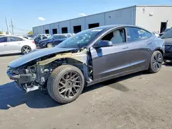 5YJ3E1EB5RF762009 2024 TESLA MODEL 3