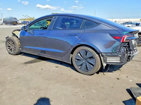 5YJ3E1EB5RF762009 2024 TESLA MODEL 3 - Image 2