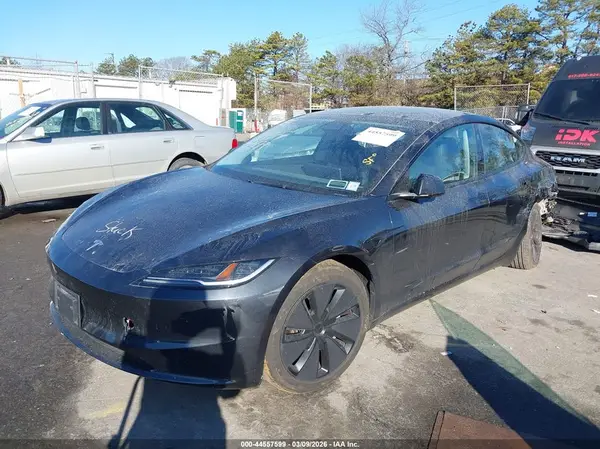 5YJ3E1EB5RF769350 2024 TESLA MODEL 3 - Image 2
