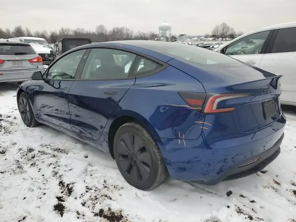 5YJ3E1EB5RF772605 2024 TESLA MODEL 3 - Image 2