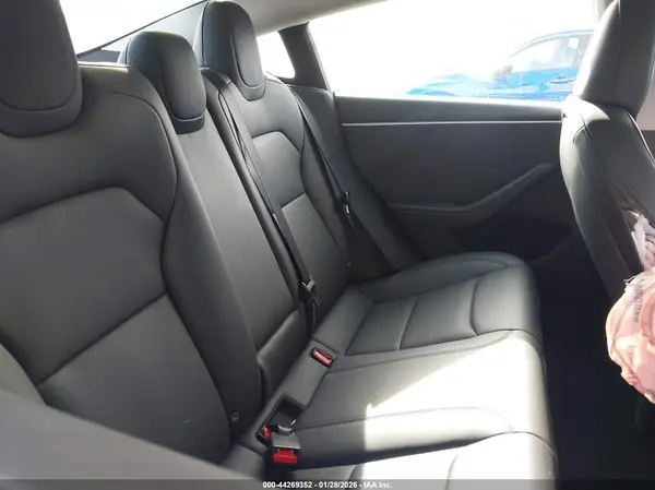 5YJ3E1EB5RF787542 2024 TESLA MODEL 3 - Image 8