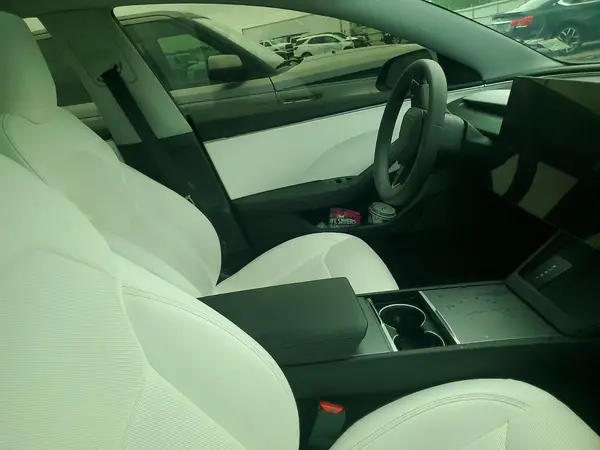5YJ3E1EB5RF792871 2024 TESLA MODEL 3 - Image 8