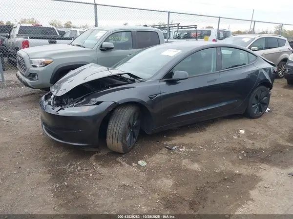 5YJ3E1EB5RF795124 2024 TESLA MODEL 3 - Image 2