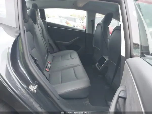 5YJ3E1EB5RF795124 2024 TESLA MODEL 3 - Image 8