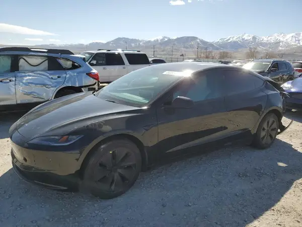5YJ3E1EB5RF795950 2024 TESLA MODEL 3 - Image 1