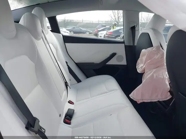 5YJ3E1EB5RF806591 2024 TESLA MODEL 3 - Image 8