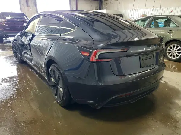 5YJ3E1EB5RF806719 2024 TESLA MODEL 3 - Image 2