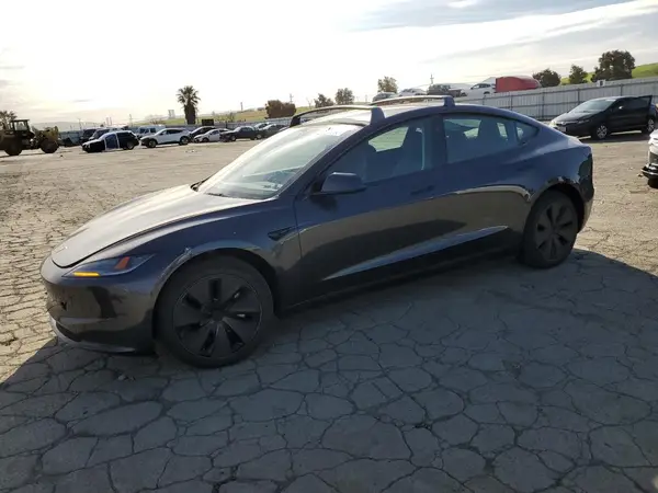 5YJ3E1EB5RF809104 2024 TESLA MODEL 3 - Image 1
