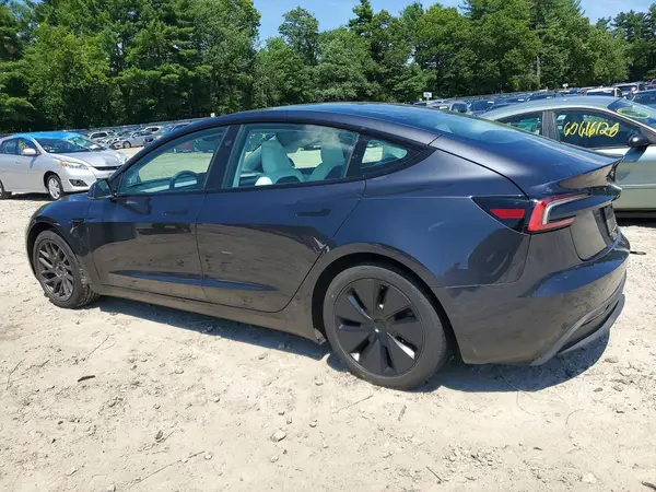 5YJ3E1EB5RF810821 2024 TESLA MODEL 3 - Image 2