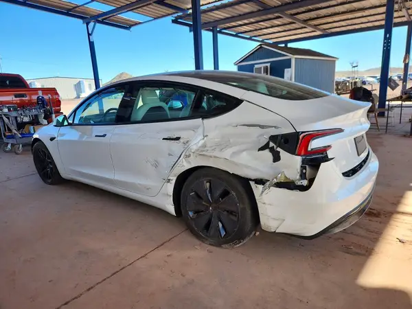5YJ3E1EB5RF812519 2024 TESLA MODEL 3 - Image 2