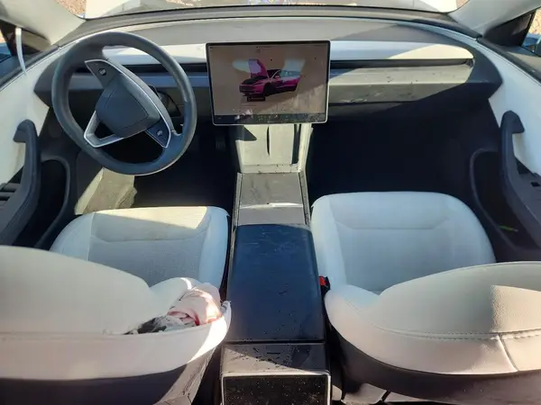 5YJ3E1EB5RF812519 2024 TESLA MODEL 3 - Image 8