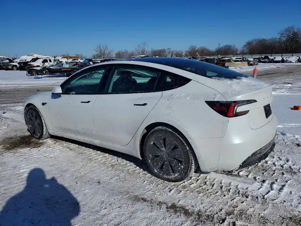 5YJ3E1EB5RF813377 2024 TESLA MODEL 3 - Image 2