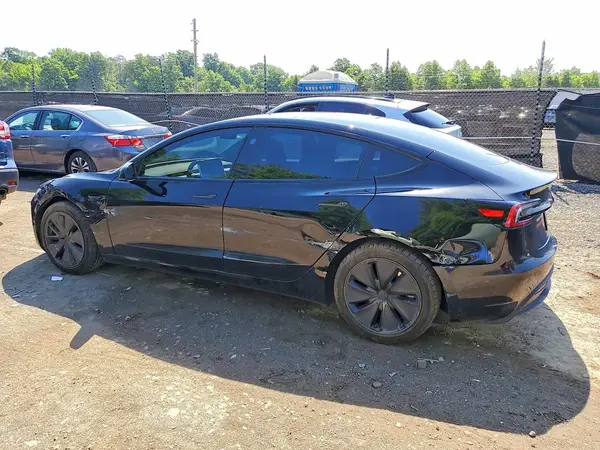 5YJ3E1EB5RF821110 2024 TESLA MODEL 3 - Image 2