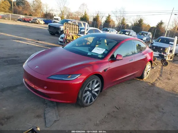 5YJ3E1EB5RF821303 2024 TESLA MODEL 3 - Image 2