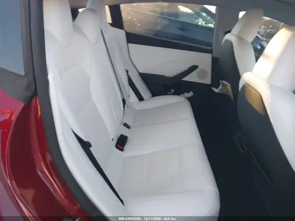 5YJ3E1EB5RF821303 2024 TESLA MODEL 3 - Image 8