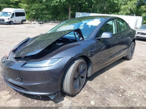 5YJ3E1EB5RF832608 2024 TESLA MODEL 3 - Image 2