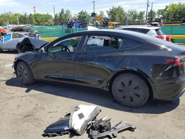 5YJ3E1EB5RF834178 2024 TESLA MODEL 3 - Image 2