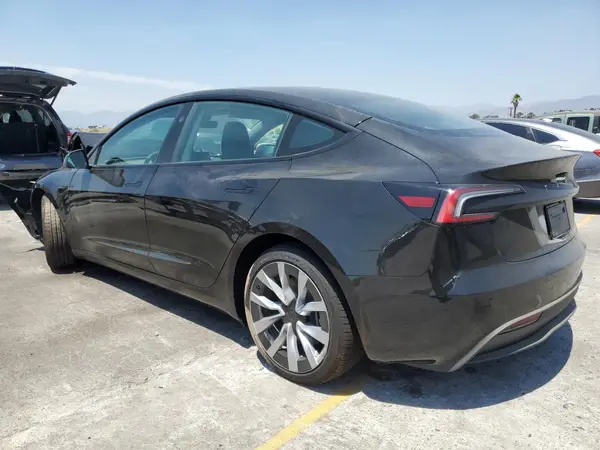 5YJ3E1EB5SF048757 2025 TESLA MODEL 3 - Image 2