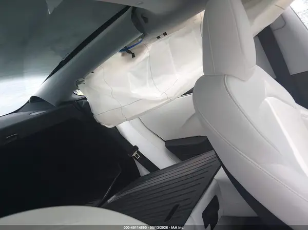 5YJ3E1EB5SF065056 2025 TESLA MODEL 3 - Image 8