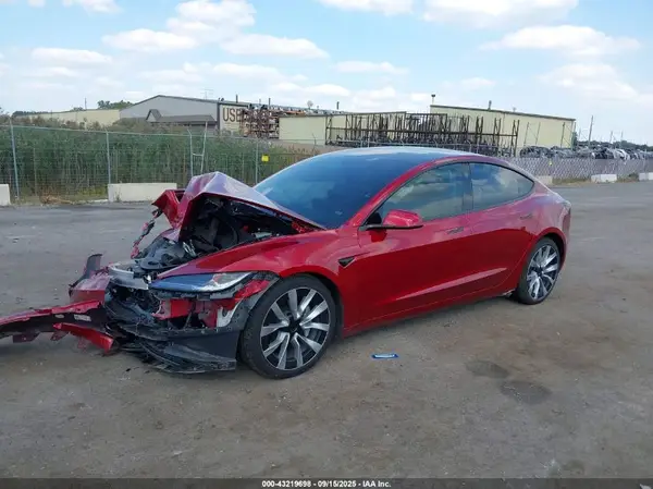 5YJ3E1EB5SF874198 2025 TESLA MODEL 3 - Image 2