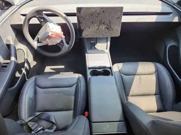 5YJ3E1EB5SF877103 2025 TESLA MODEL 3 - Image 8
