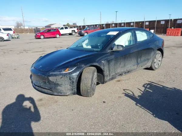 5YJ3E1EB5SF877778 2025 TESLA MODEL 3 - Image 2
