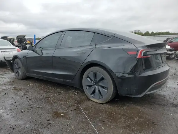 5YJ3E1EB5SF886741 2025 TESLA MODEL 3 - Image 2