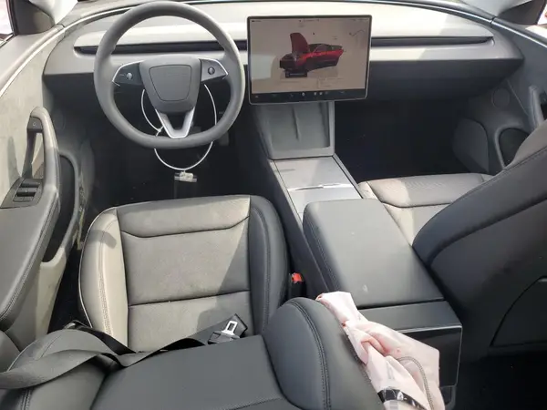 5YJ3E1EB5SF895861 2025 TESLA MODEL 3 - Image 8