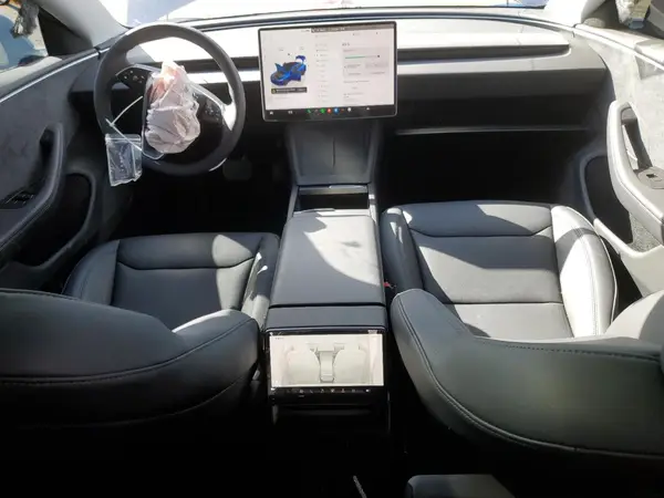 5YJ3E1EB5SF896444 2025 TESLA MODEL 3 - Image 8