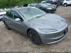 5YJ3E1EB5SF910584 2025 TESLA MODEL 3
