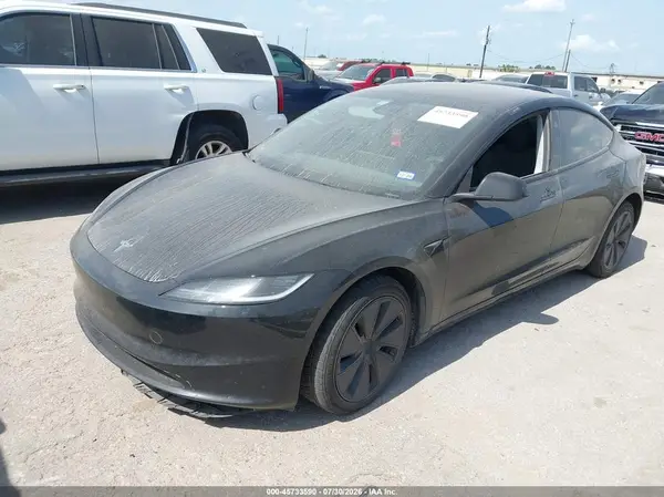 5YJ3E1EB5SF914621 2025 TESLA MODEL 3 - Image 2