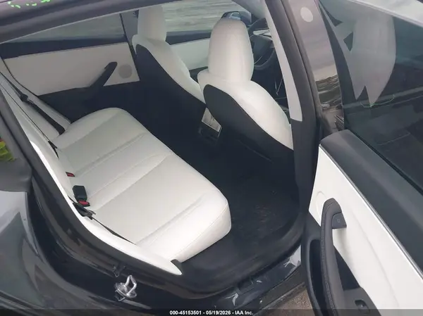 5YJ3E1EB5SF914733 2025 TESLA MODEL 3 - Image 8