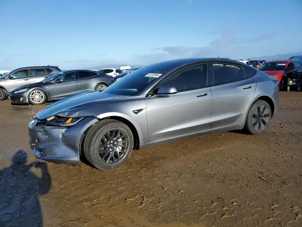 5YJ3E1EB5SF915459 2025 TESLA MODEL 3 - Image 1