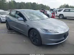 5YJ3E1EB5SF919026 2025 TESLA MODEL 3