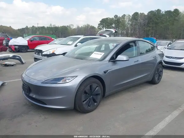5YJ3E1EB5SF919026 2025 TESLA MODEL 3 - Image 2