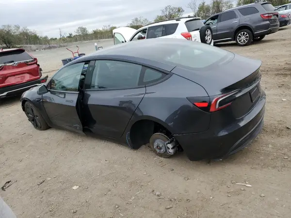 5YJ3E1EB5SF922623 2025 TESLA MODEL 3 - Image 2