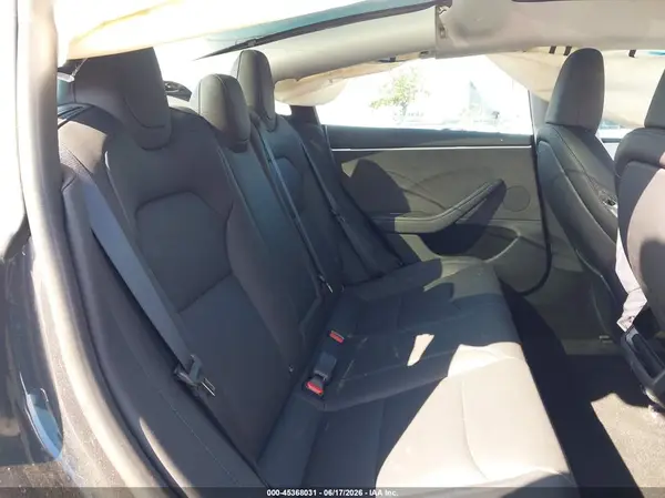 5YJ3E1EB5SF928311 2025 TESLA MODEL 3 - Image 8