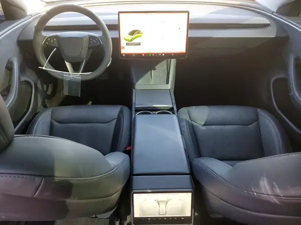 5YJ3E1EB5SF939664 2025 TESLA MODEL 3 - Image 8