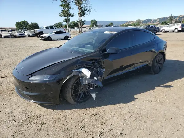 5YJ3E1EB5SF941172 2025 TESLA MODEL 3 - Image 1