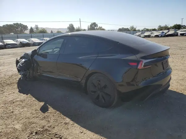 5YJ3E1EB5SF941172 2025 TESLA MODEL 3 - Image 2
