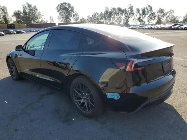 5YJ3E1EB5SF949854 2025 TESLA MODEL 3 - Image 2